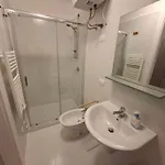 Lupi E Agnelli باري