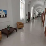 Lupi E Agnelli Bed and Breakfast Μπάρι
